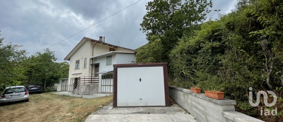 Casa indipendente 2 locali di 98 m² in Sassoferrato (60041)