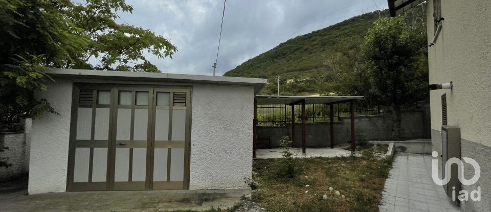 Casa indipendente 2 locali di 98 m² in Sassoferrato (60041)