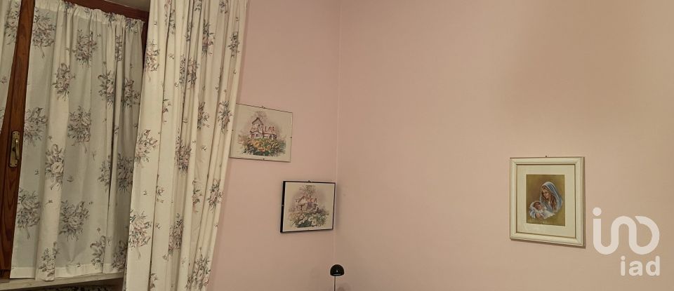 Casa indipendente 2 locali di 98 m² in Sassoferrato (60041)