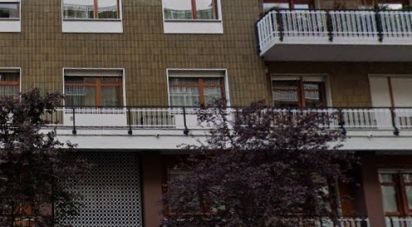 Appartamento 5 locali di 160 m² a Torino (10137)