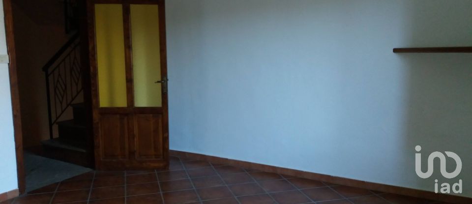 Village house 4 rooms of 90 m² in Isnello (90010)
