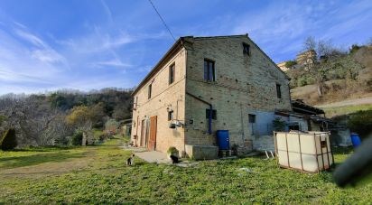 Country house 6 rooms of 230 sq m in Petritoli (63848)