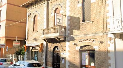 Costruzione di 450 m² in Porto Sant'Elpidio (63821)