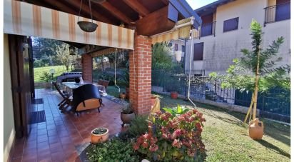 Casa indipendente / Villa 5 locali di 174 m² in Divignano (28010)