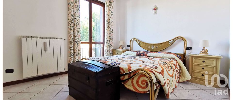 House 5 rooms of 174 m² in Divignano (28010)