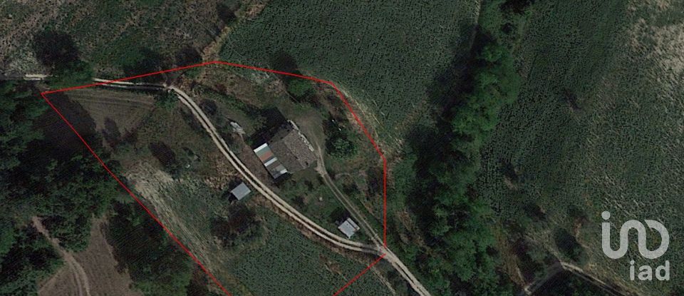 Rustico 6 locali di 230 m² in Petritoli (63848)