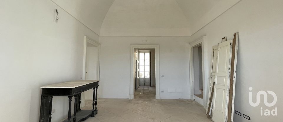 Villa storica 32 locali di 900 m² in Martina Franca (74015)