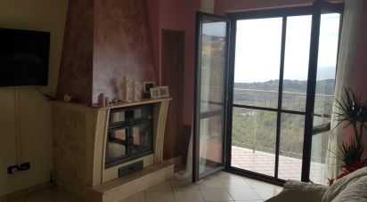 Traditional house 10 rooms of 268 m² in Gizzeria (88040)