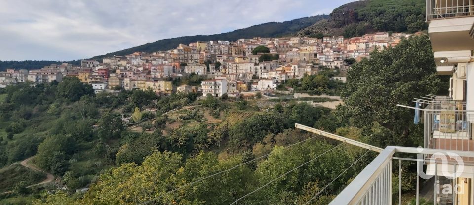 Traditional house 10 rooms of 268 m² in Gizzeria (88040)