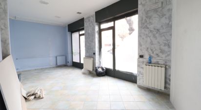 Negozio / locale commerciale di 55 m² in Rivarolo Canavese (10086)
