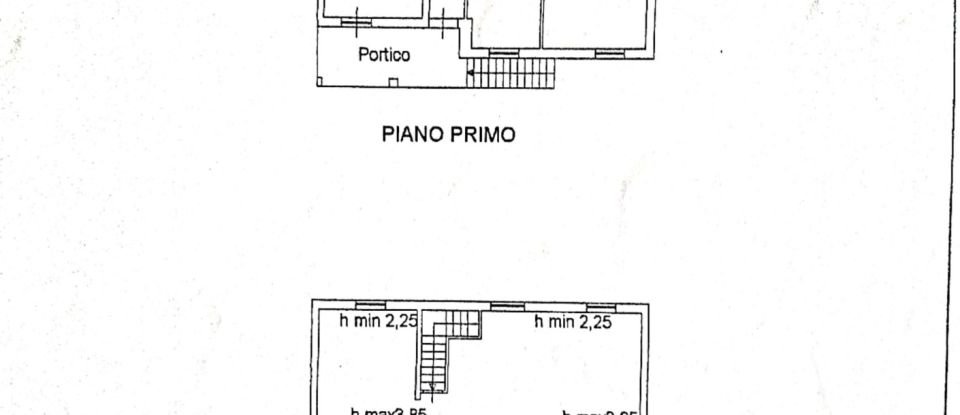 Villa Bifamiliare 7 locali di 200 m² a Staffolo (60039)