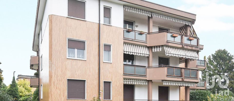 Three-room apartment of 104 m² in Binago (22070)