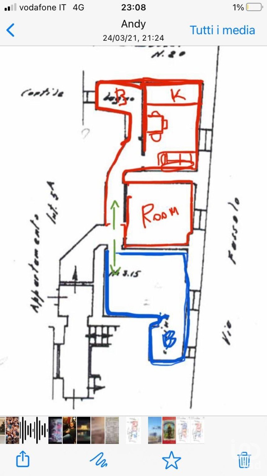 Retail property of 97 m² in Genova (16126)