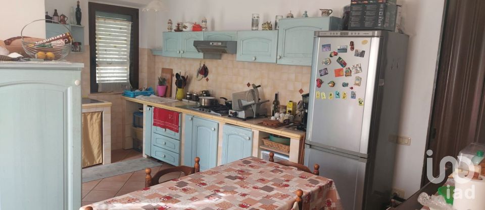 Casa indipendente 10 locali di 240 m² in Fermo (63900)