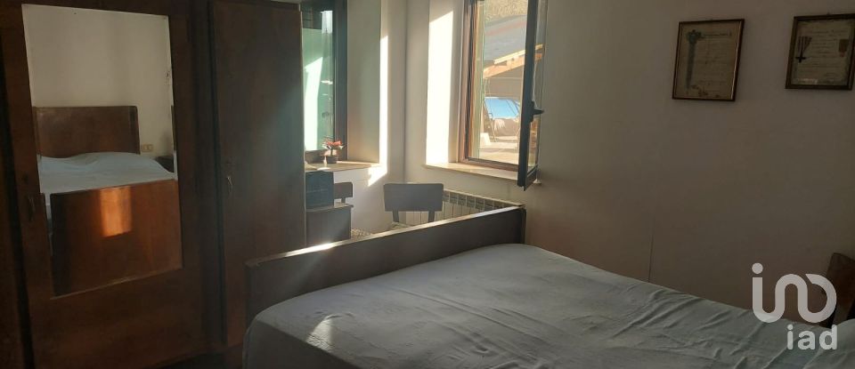 Casa indipendente 10 locali di 240 m² in Fermo (63900)