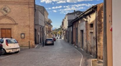 Appartamento 8 locali di 124 m² a Notaresco (64024)