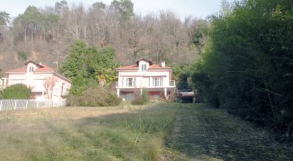 Casa 6 locali di 379 m² in Angera (21021)