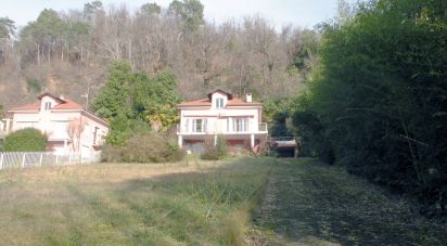 Casa indipendente / Villa 6 locali di 379 m² in Angera (21021)
