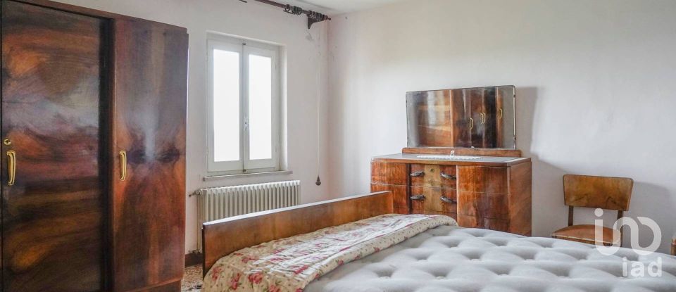 House 9 rooms of 198 m² in Filottrano (60024)