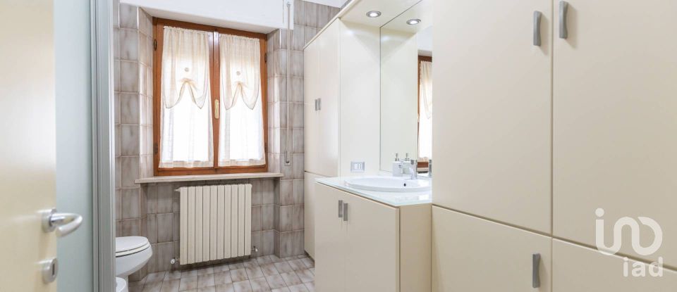 Apartment 9 rooms of 175 m² in Montegranaro (63812)