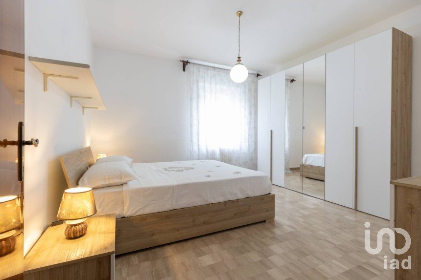 Apartment 5 rooms of 98 m² in Montegranaro (63812)