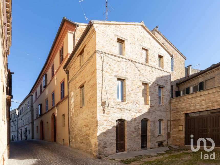 Casa indipendente 3 locali di 75 m² in Recanati (62019)
