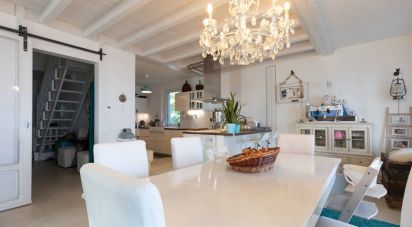 Casale 10 locali di 319 m² in Pedaso (63827)