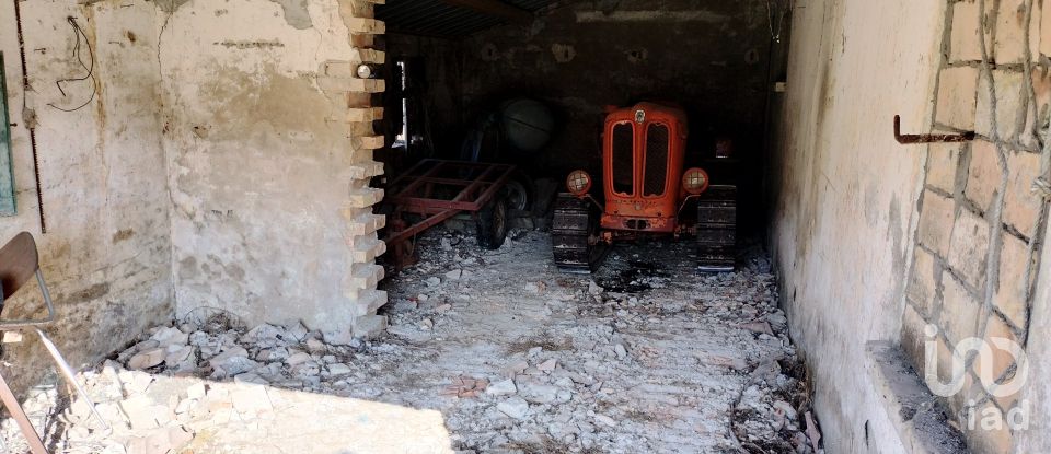 Proprietà terriera 6 locali di 110 m² in Città Sant'Angelo (65013)