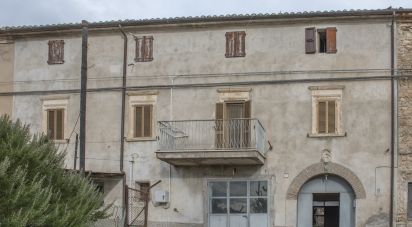 House 4 rooms of 200 m² in Cingoli (62011)