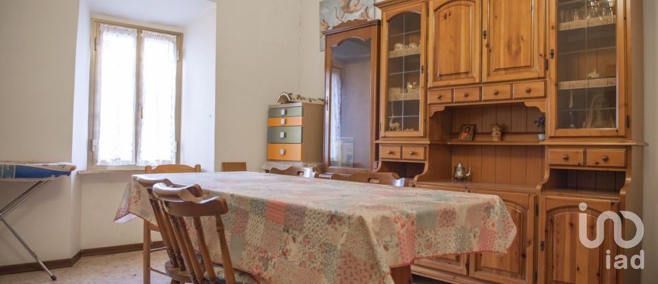 Casa indipendente / Villa 4 locali di 200 m² in Cingoli (62011)