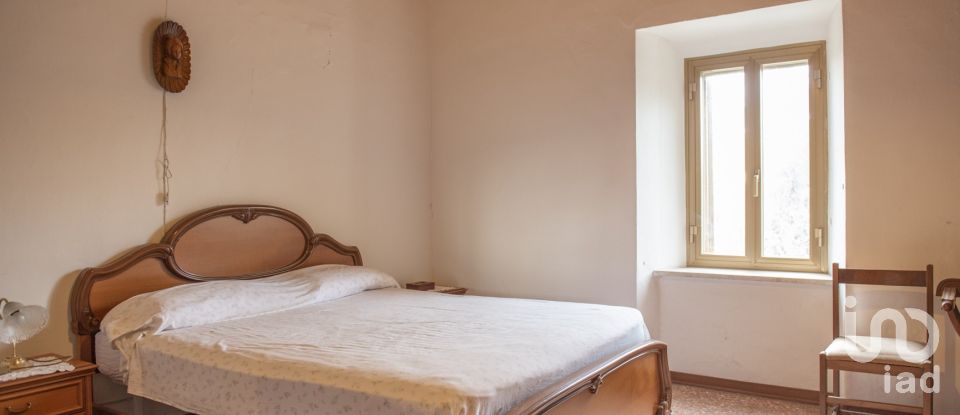 Casa indipendente / Villa 4 locali di 200 m² in Cingoli (62011)