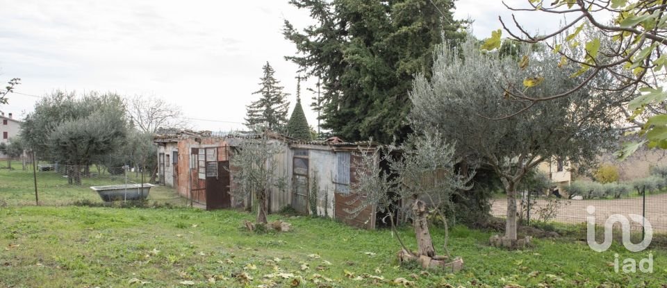 Casa indipendente / Villa 4 locali di 200 m² in Cingoli (62011)