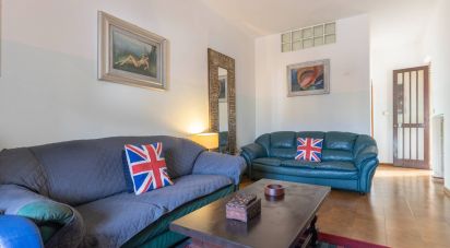 Lodge 6 rooms of 207 m² in Castelfidardo (60022)