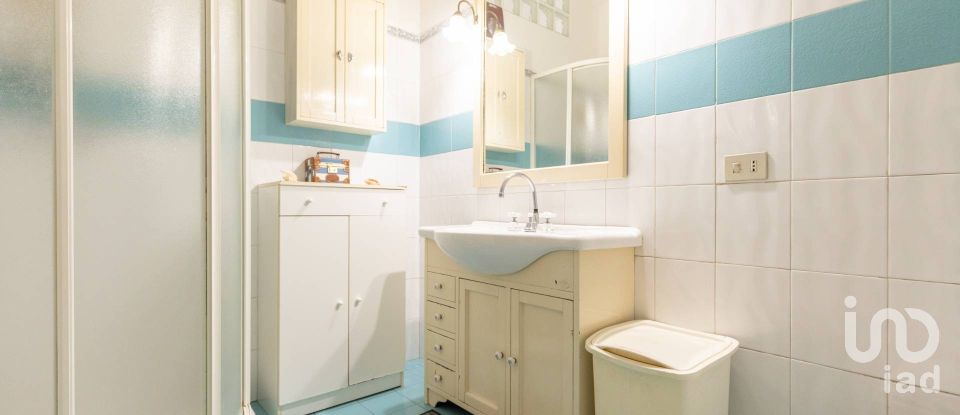 Lodge 6 rooms of 207 m² in Castelfidardo (60022)