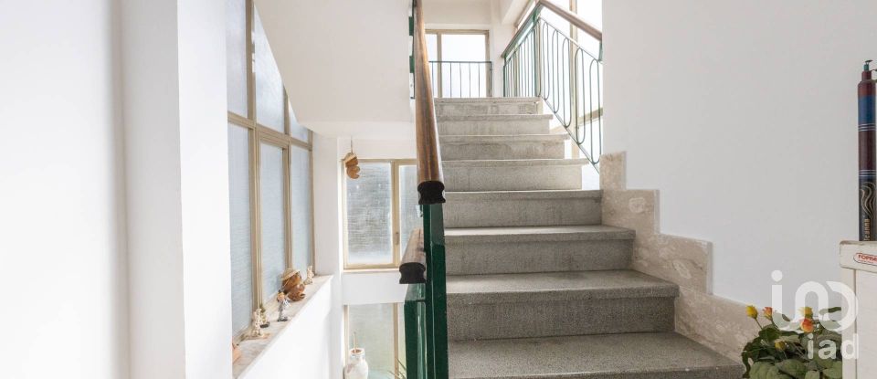 Lodge 6 rooms of 207 m² in Castelfidardo (60022)