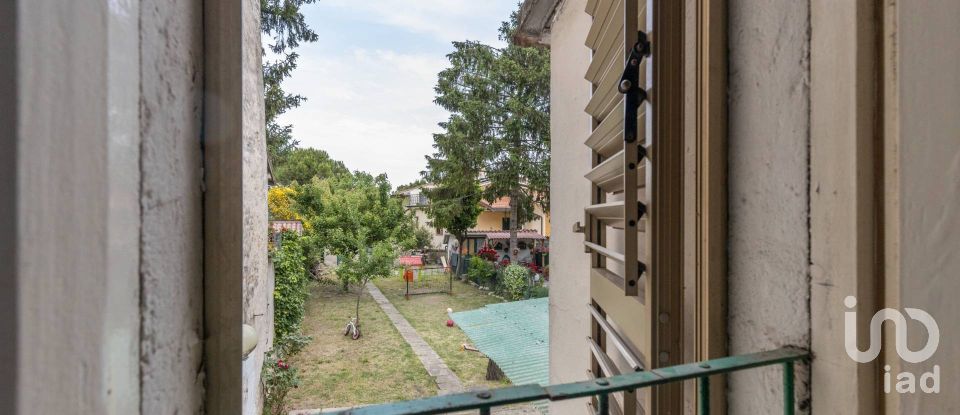 Rifugio 6 locali di 141 m² in Recanati (62019)