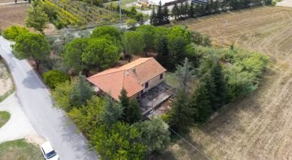 Casa indipendente 4 locali di 221 m² in Recanati (62019)