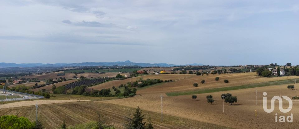 Casa indipendente 4 locali di 221 m² in Recanati (62019)