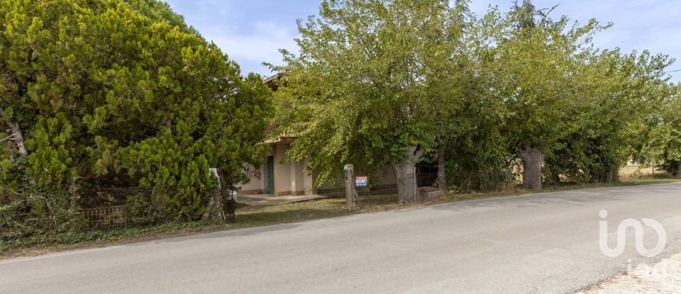 Casa indipendente 4 locali di 221 m² in Recanati (62019)