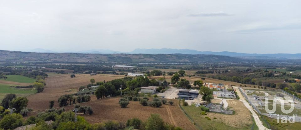 Casa indipendente 4 locali di 221 m² in Recanati (62019)