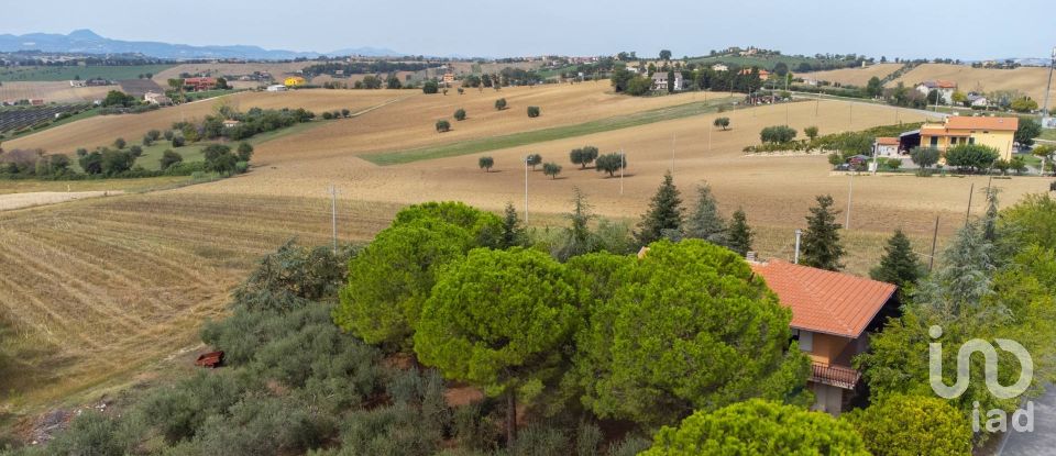 Casa indipendente 4 locali di 221 m² in Recanati (62019)
