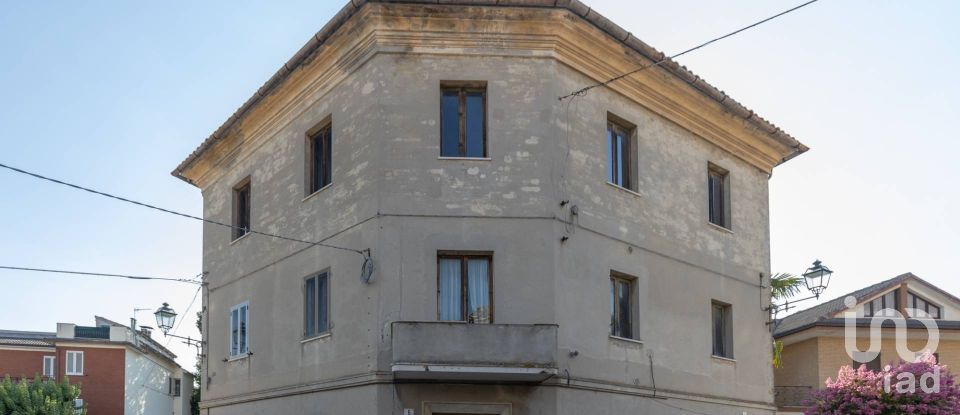 Casa indipendente 9 locali di 264 m² in Ponzano di Fermo (63845)