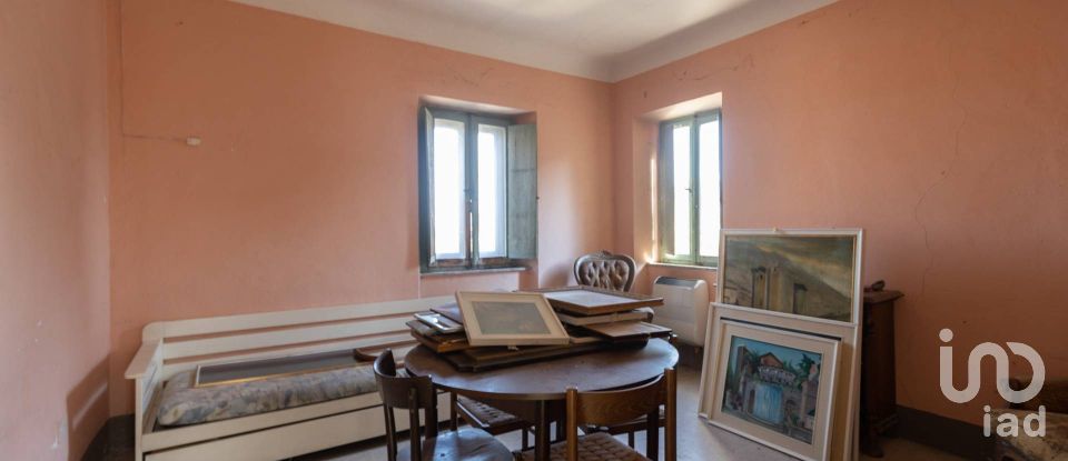 Casa indipendente 9 locali di 264 m² in Ponzano di Fermo (63845)