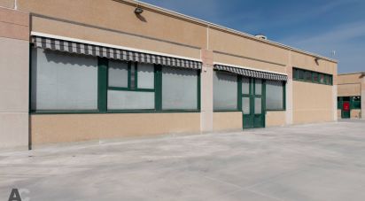 Capannone di 430 m² in Ancona (60131)