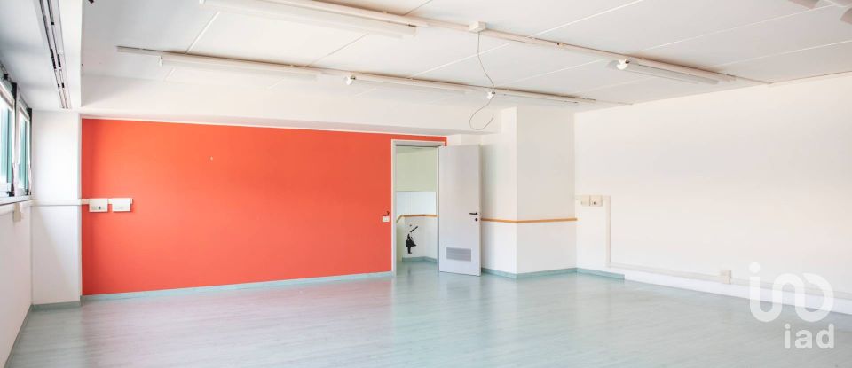 Capannone di 430 m² in Ancona (60131)