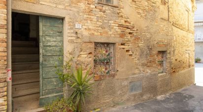 Casa indipendente / Villa 4 locali di 103 m² in Montefano (62010)