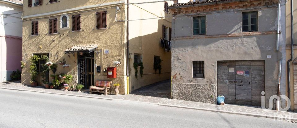 House 4 rooms of 103 m² in Montefano (62010)