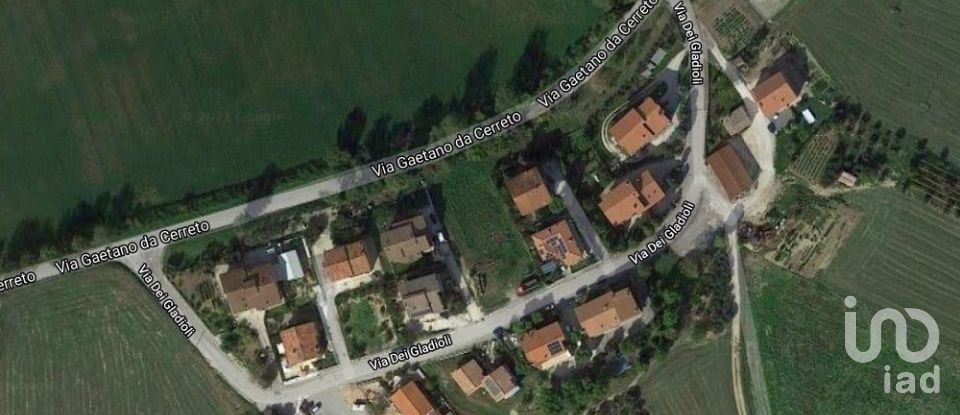 Terreno di 650 m² in Recanati (62019)