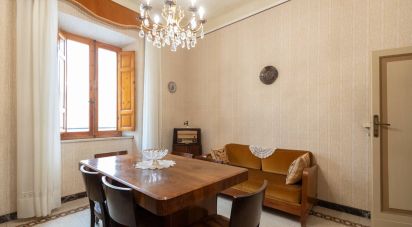 Appartamento 6 locali di 228 m² a Osimo (60027)