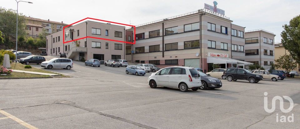 Ufficio di 180 m² in Castelfidardo (60022)